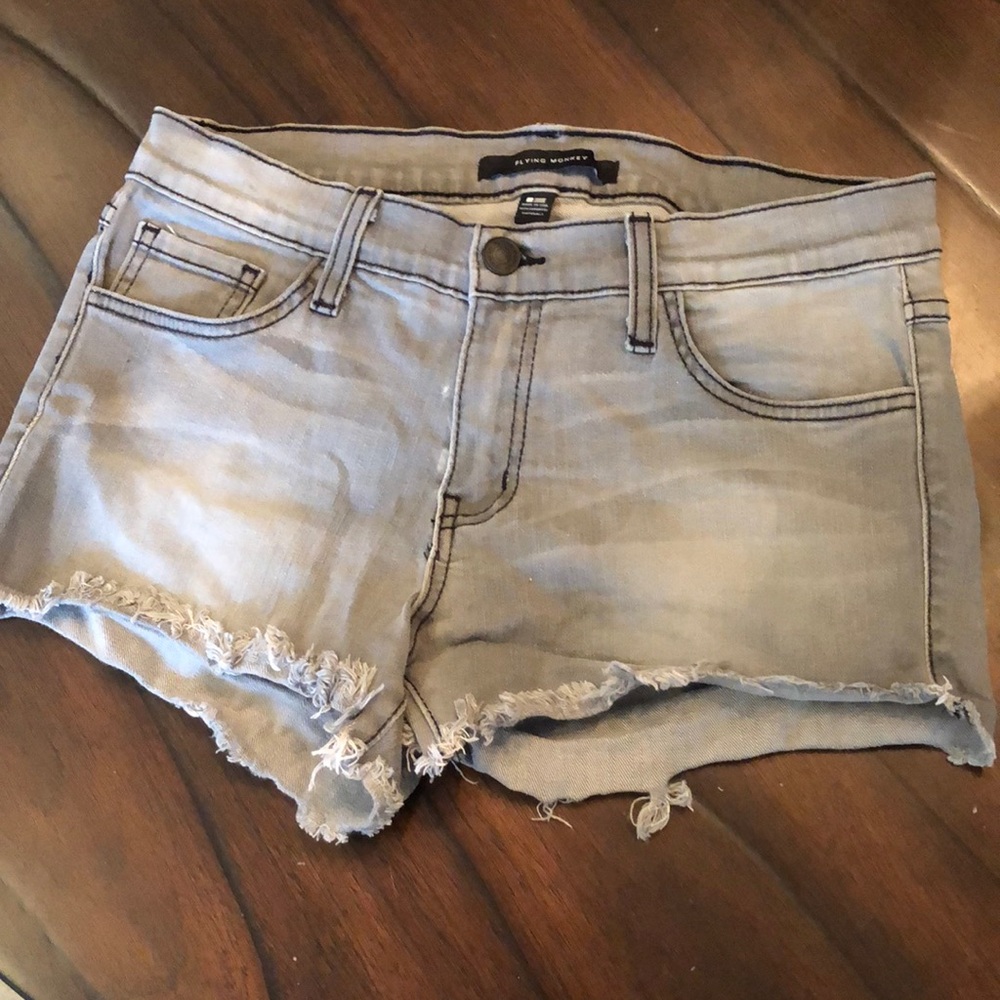 🐒 Flying Monkey distressed classic pocket cotton blend short shorts